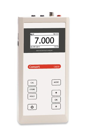 C6030 hordozható multiméter