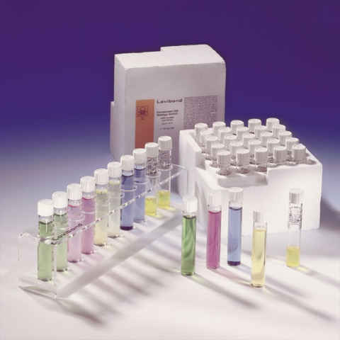 Felületaktív (anionos) tesztcső készlet (24 mérés, 0,05-2 mg/l)