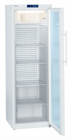 Liebherr MKv 3913 bruttó 360 literes üvegajtós gyógyszerészeti hűtőszekrény, oltóanyag tároló hűtőszekrény